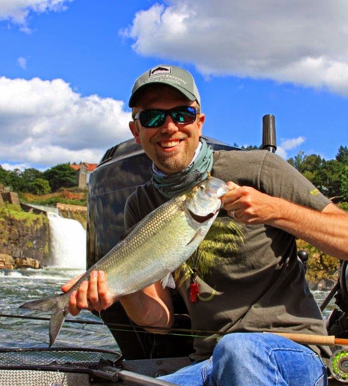 Shad Fishing in Oregon