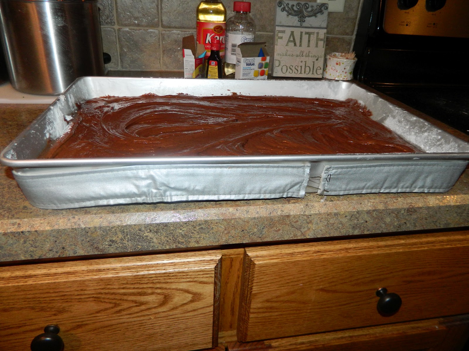 Blogger Traci LeBrun How to Bake a Sheet Cake Evenly. . Without Sinking!