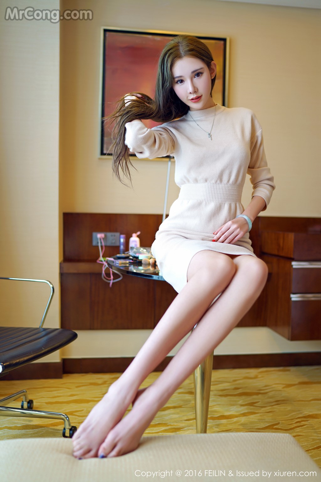 FEILIN Vol.059: Model Irene (萌 琪琪) (42 photos)