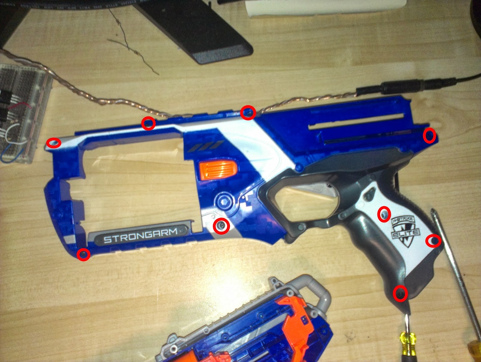 Digitalduino Modding the NERF 6 Barrel Strongarm (Barrel Drop / Swap Mod)