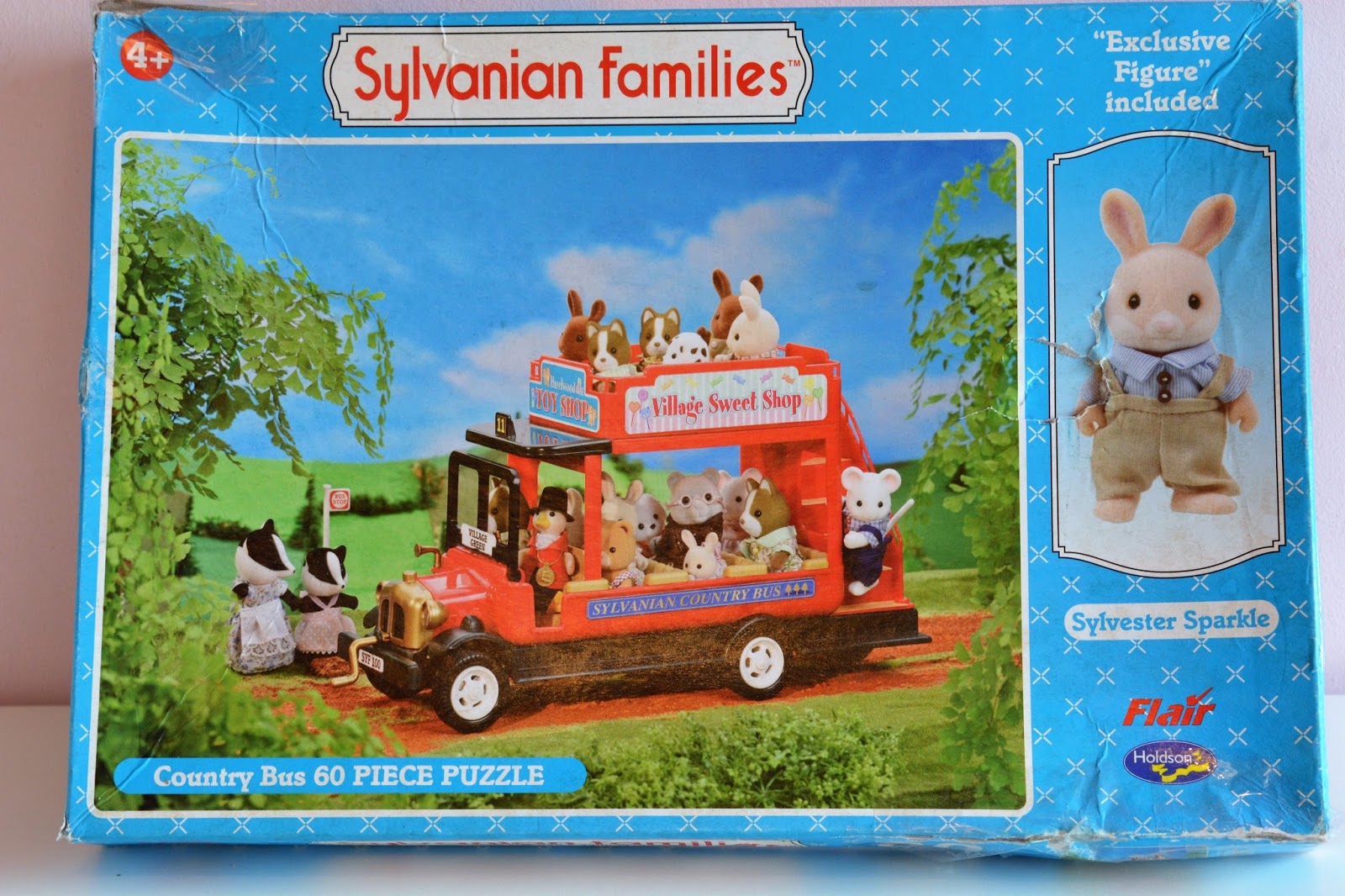 On a adopté des Sylvanian Families !