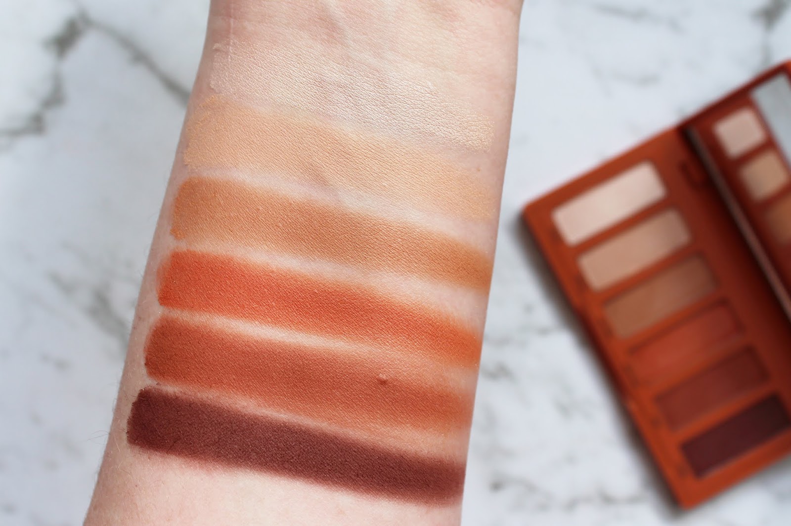URBAN DECAY | Naked Petite Heat Palette - Review + Swatches - CassandraMyee