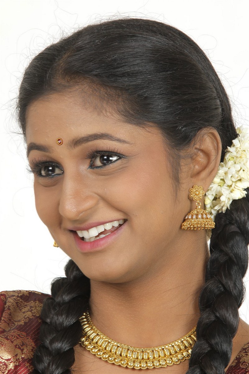 Tvl Chat: Actress Gayathri Gallery