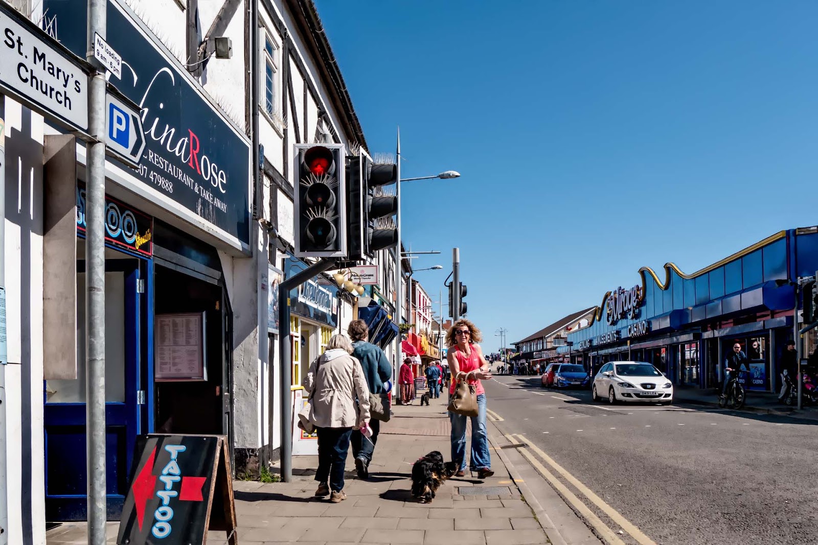 Lincolnshire Cam Mablethorpe, the main street.
