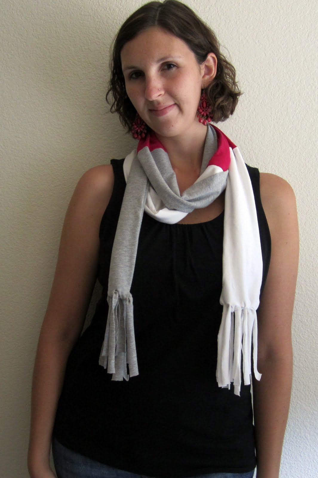 Lindsay's Library: My Homemade T-Shirt Scarf
