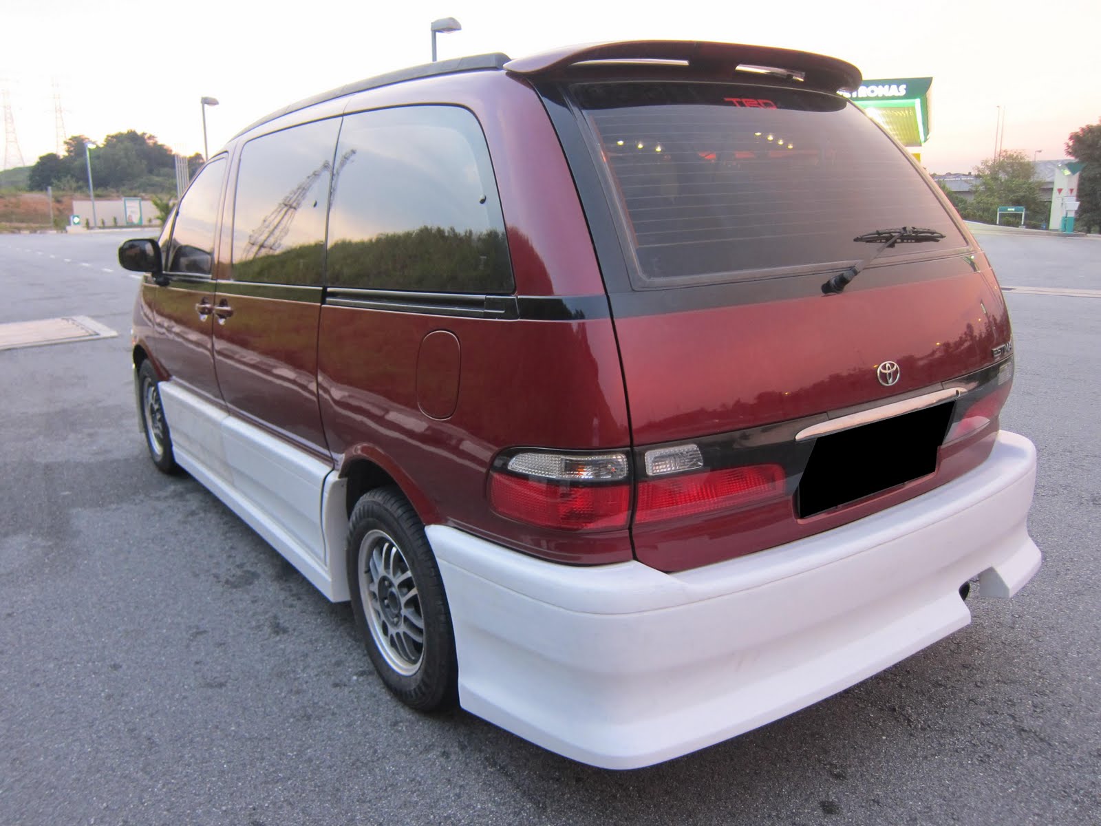 Toyota estima авторазбор