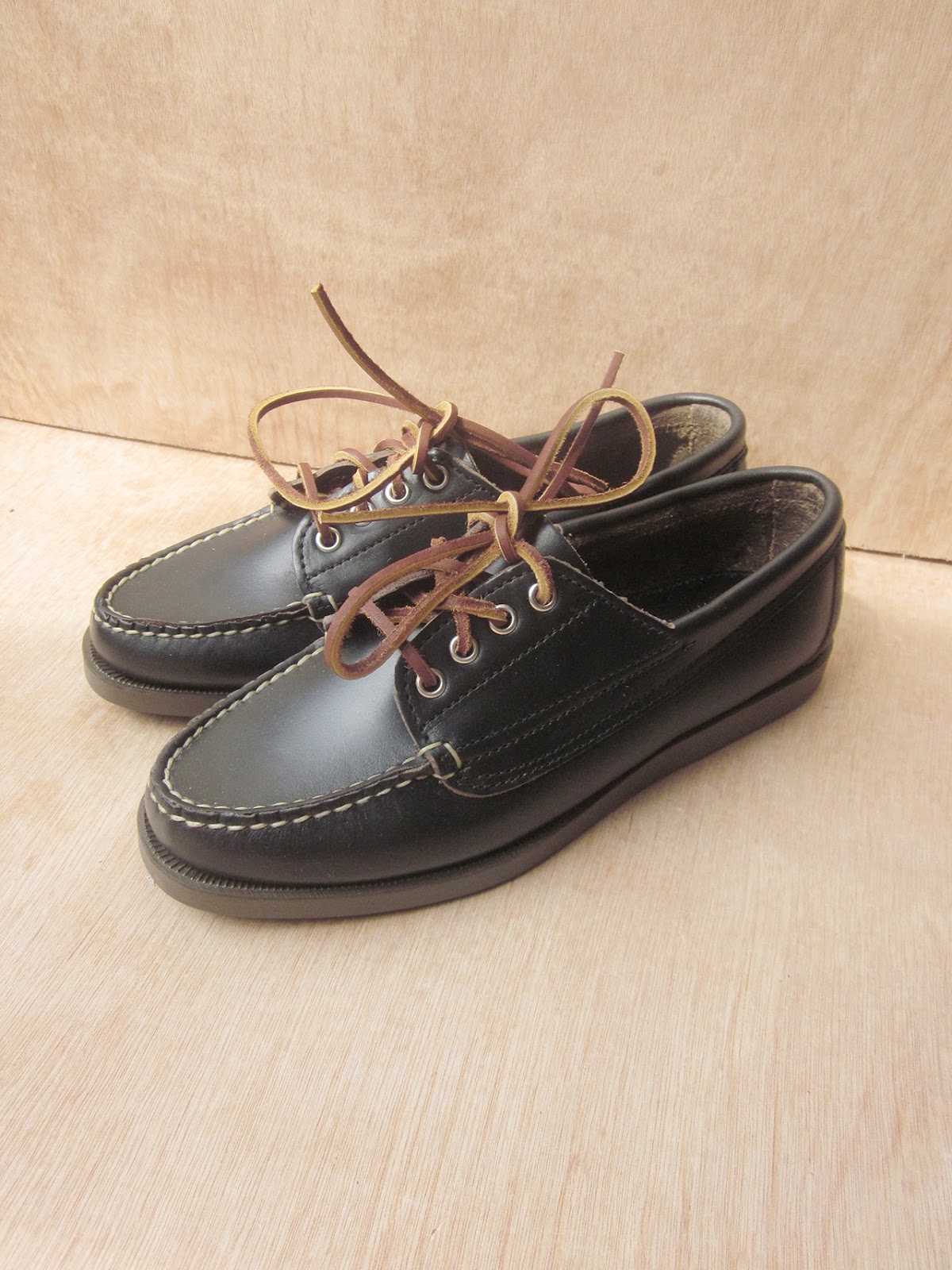 eastland mocs