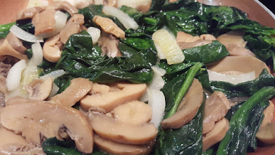 Spinach & mushrooms stir fry Spinach & mushrooms stir fry