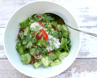 Everything Bagel Breakfast Salad, another easy healthy summer breakfast ♥ A Veggie Venture. High Protein. Low Carb. Easy Weekday Breakfast. Very Weight Watchers Friendly. Gluten Free.