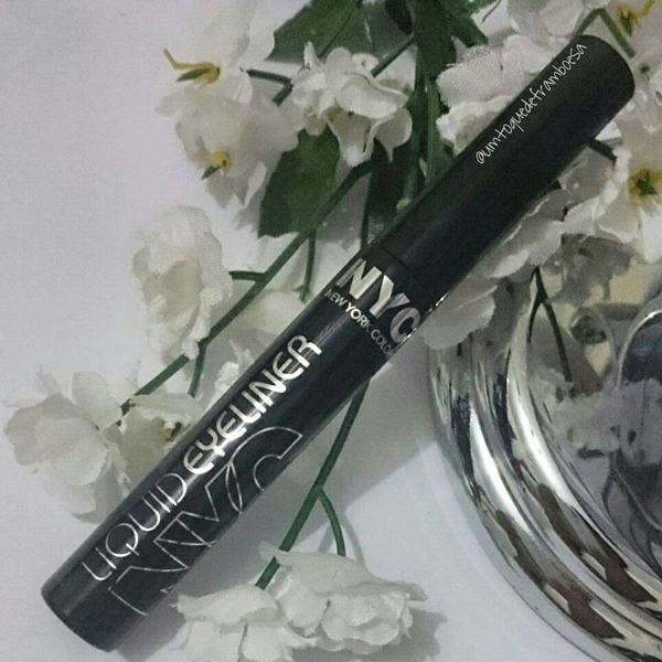 Resenha do delineador NYC Pearlized Black