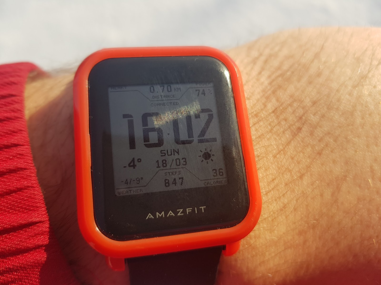 Amazfit BIP outdoor Poniżej zamieszczam ekrany BIPa monitorujÄ
cego spacer