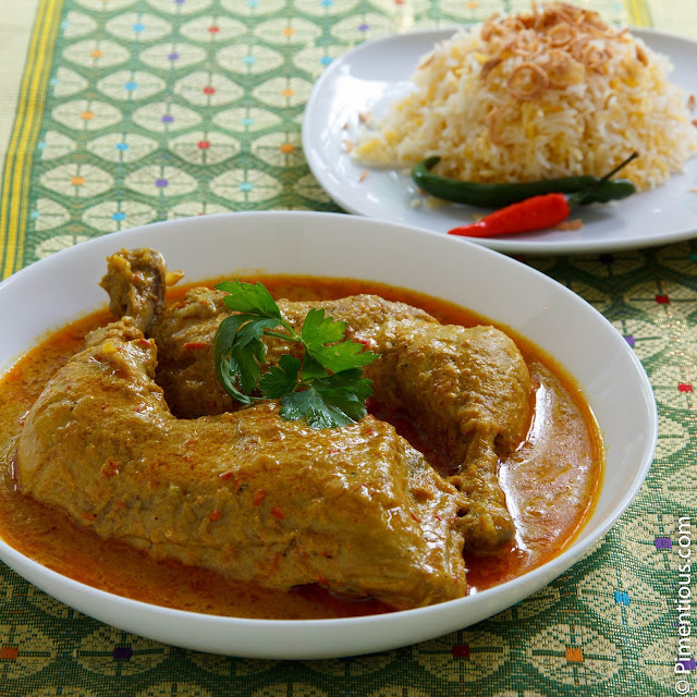 Gulai Ayam (Chicken Curry from Sumatra) Pimentious