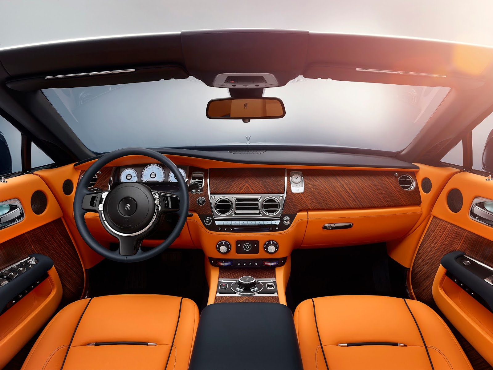 My Luxury Notebook The New Rolls Royce Dawn The New Rolls Royce Dawn