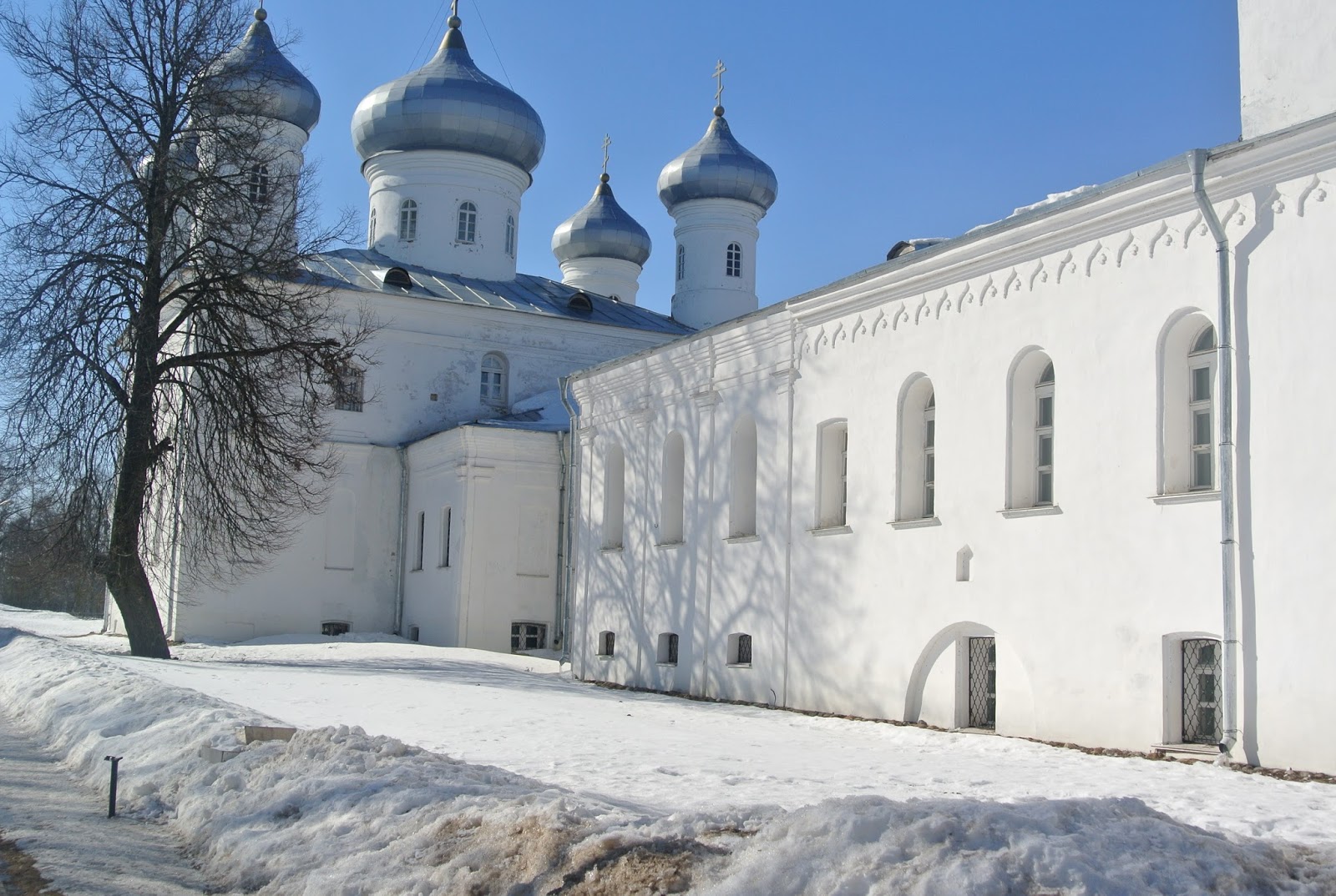 Православный монастырь 5. Свято-Юрьев монастырь в 18-19 веках. Киворий в Боголюбово.