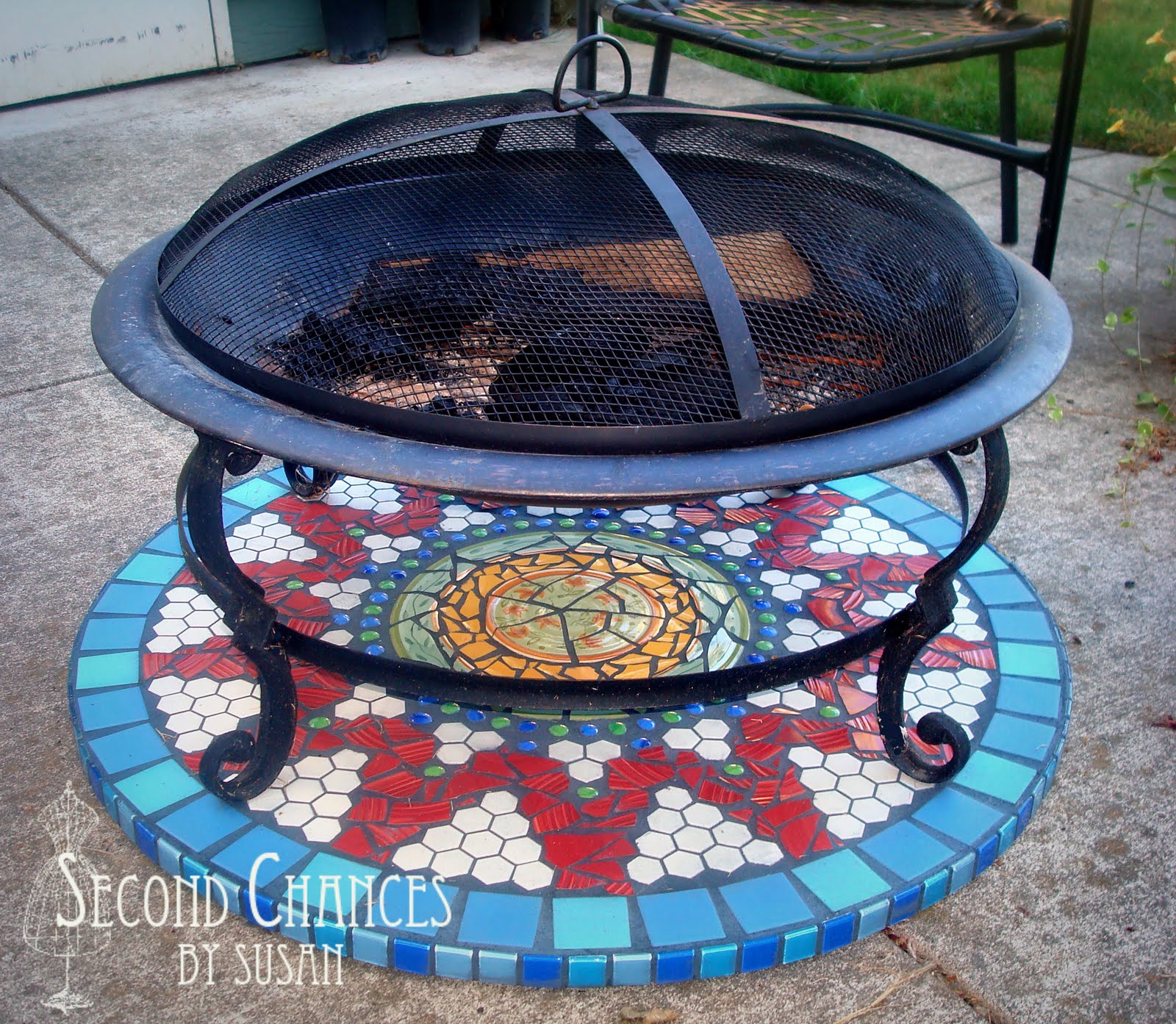 Second Chances by Susan: Is That A Rug Under Your Fire Pit?!
