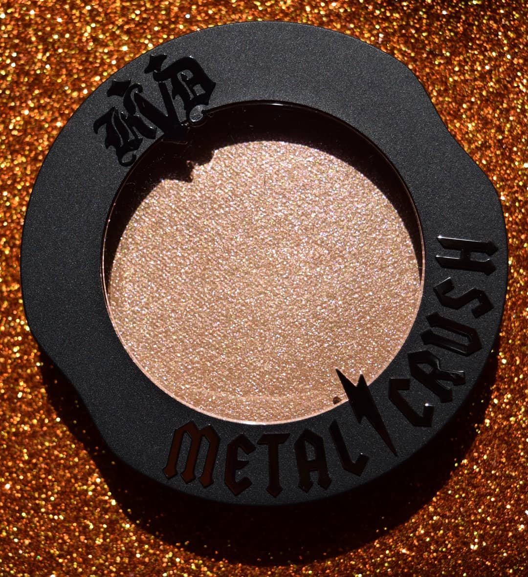 kat-von-d-metal-crush-extreme-highlighter-gammaray