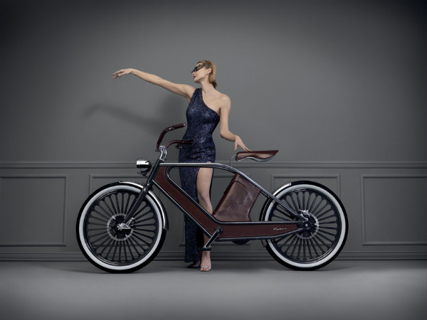 bicicletta elettrica air bike da 500 watt