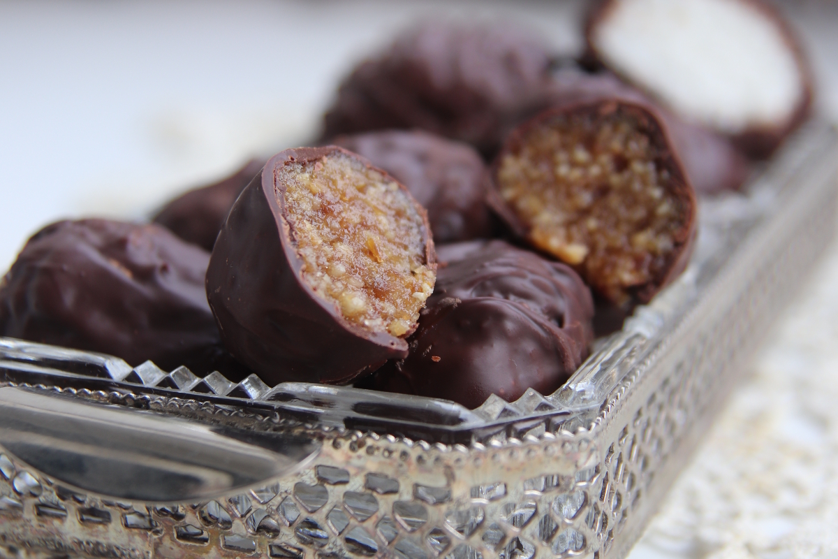 DIY Vegan Easter Eggs