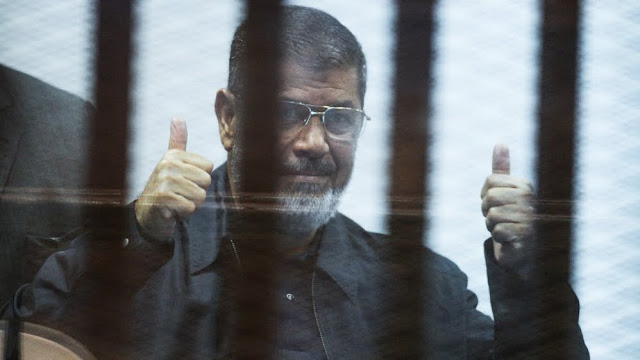 Mahkamah Mesir Batalkan Hukuman Bunuh Morsi, Tokoh Ikhwan Mahkamah Mesir Batalkan Hukuman Bunuh Morsi, Tokoh Ikhwan