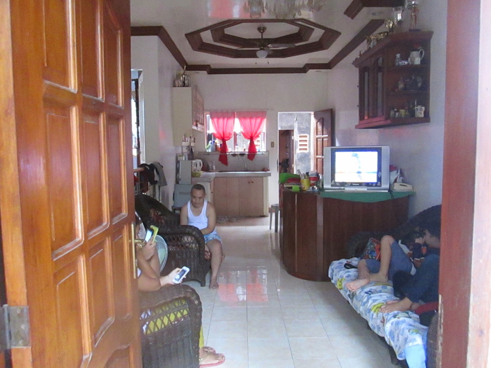 Apartment for Sale in Dumaguete City (Ideal for Business) A few minutes