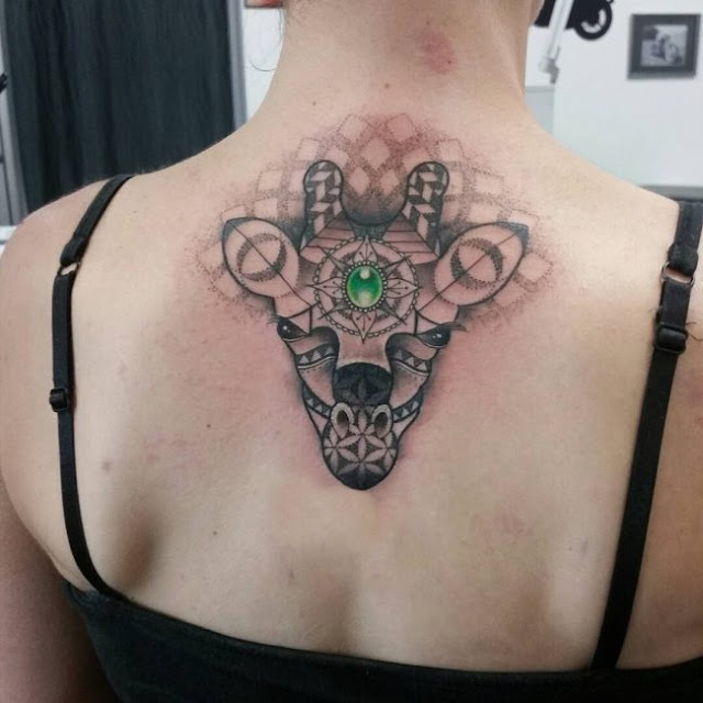 tatuagem de girafa tatuagem de girafa