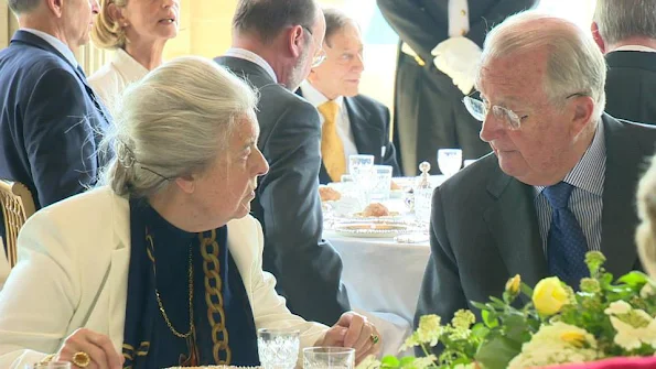 King Albert, Queen Paola, Queen Fabiola, Crown Princess Mathilde, Princess Astrid, Prince Lorenz, Prince Laurent and Princess Claire