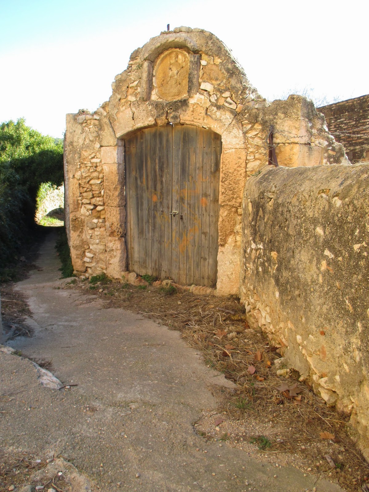 TRIBUNA DEL BERGUEDÀ: CEMENTIRI PARROQUIAL DE LA RIERA DE GAIÀ. EL ...