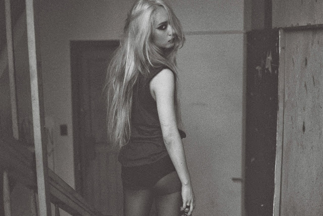 f(x) Red Light