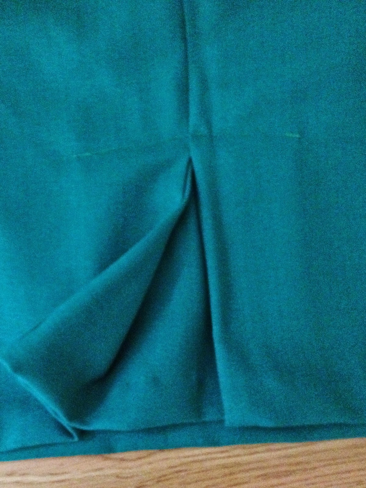 Diary of a Chain Stitcher : Emerald Wool Crepe Charlotte Skirt