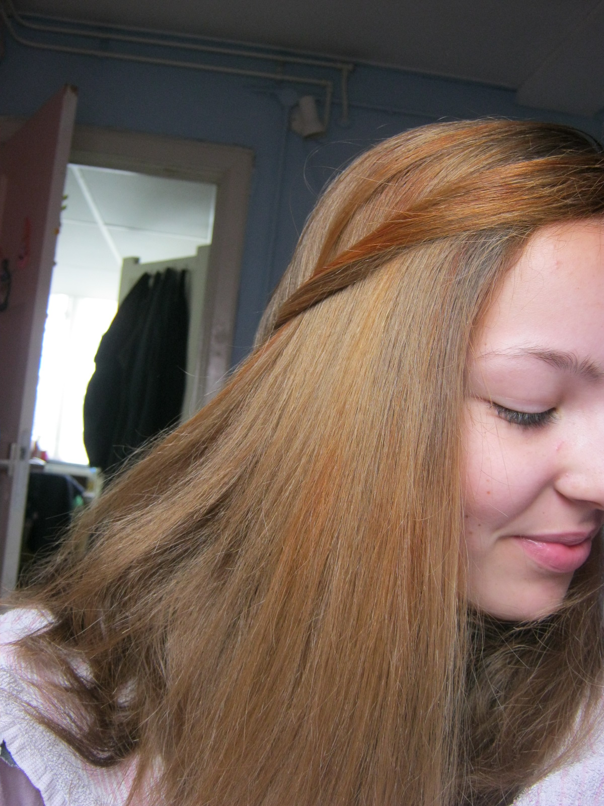 Beauty by Milena ღ۩۞۩ღ Henna haar of HOTD?