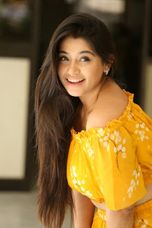 Chandni Bhagwanani Photos in Yellow Dress