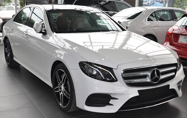 Thiết kế Mercedes E300 AMG Mercedes E300 AMG thay đổi hoàn toàn thiết kế