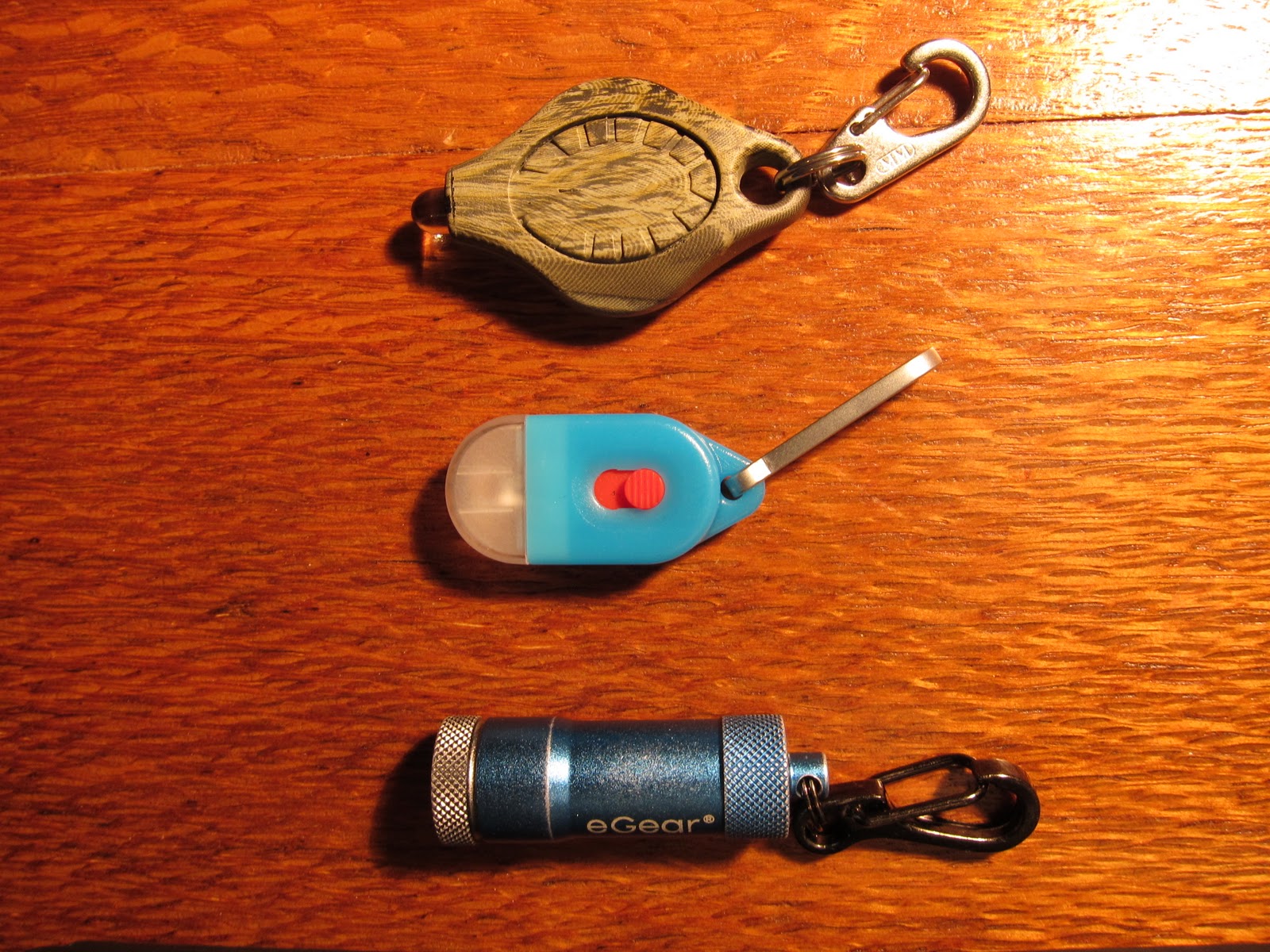 ABITAX 0510 Tag Light Keychain Gadgets and Pocket Tools