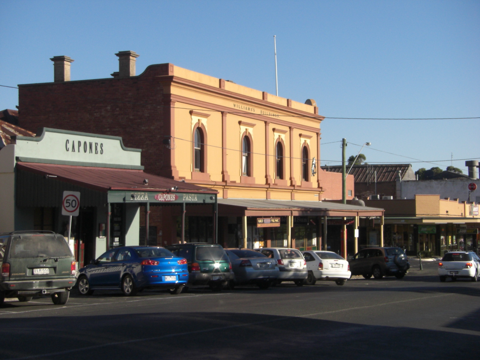 Konted's Make My Day 2 The Historic Town Of Castlemaine
