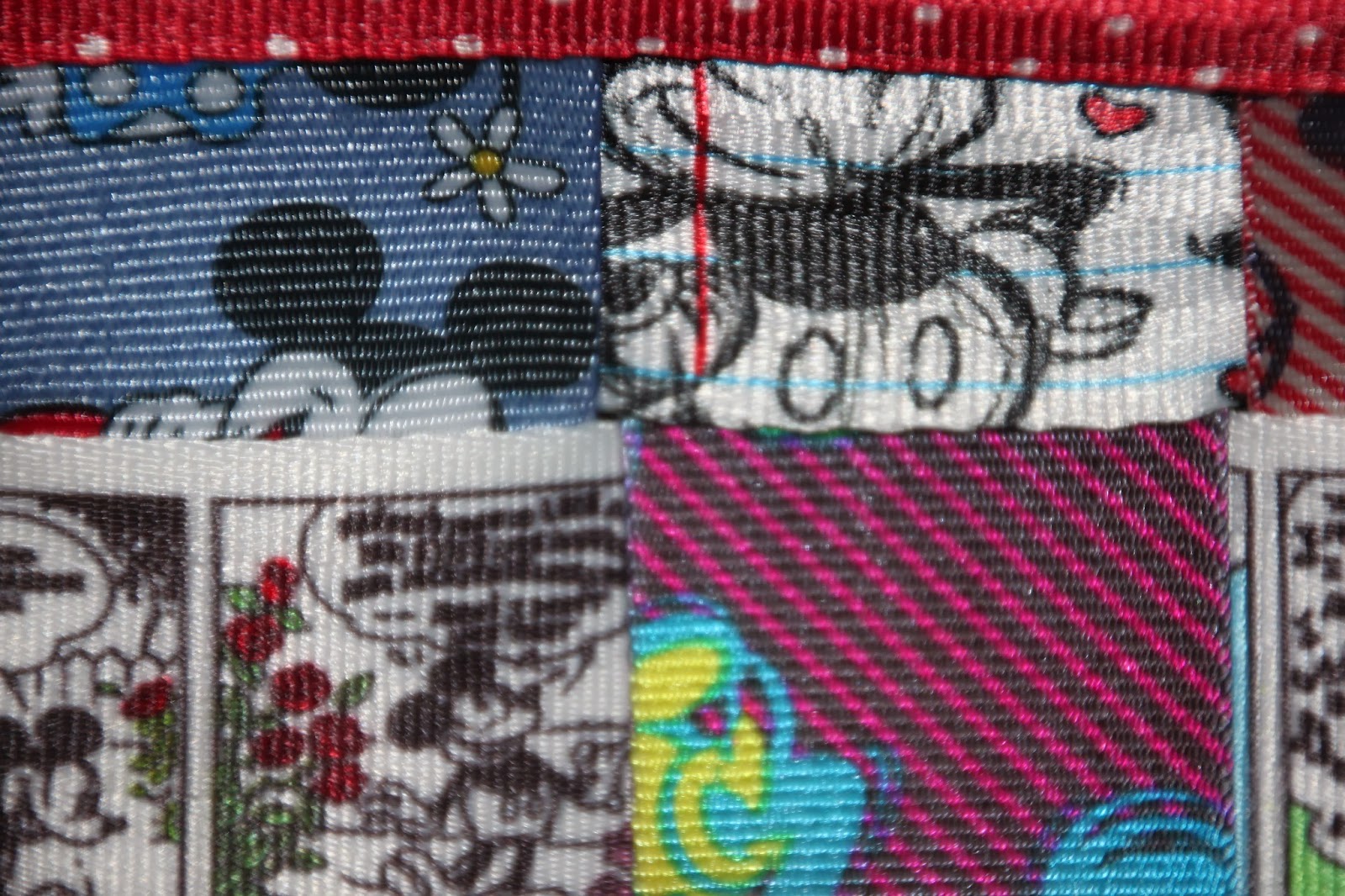 Susan's Disney Family HolidayDay gift guide Harvey’s Seat Belt Bags