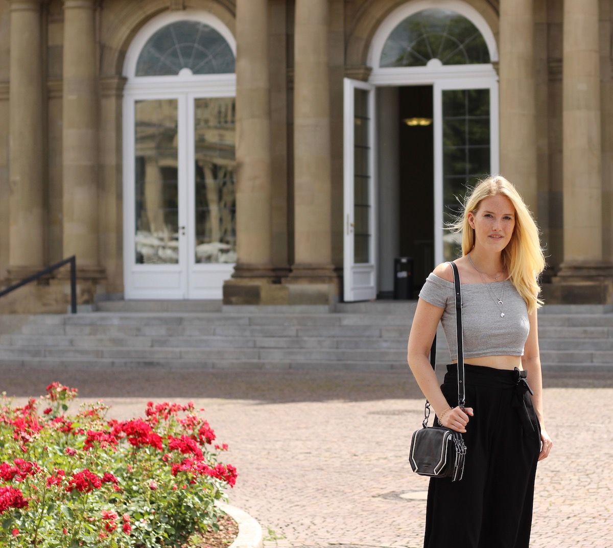 Fashion Outfit Lieblingstasche Liebeskind Umhängetasche Stuttgart Blog Fashionblog www.theblondelion.com Fashion Outfit Lieblingstasche Liebeskind Umhängetasche Stuttgart Blog Fashionblog www.theblondelion.com