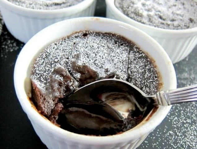 Easy Instant Pot Chocolate Lava Cake