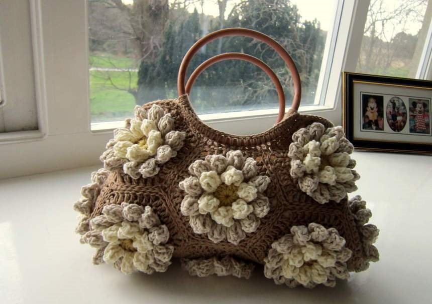 Free crochet patterns and video tutorials: How to crochet purse bag for ...