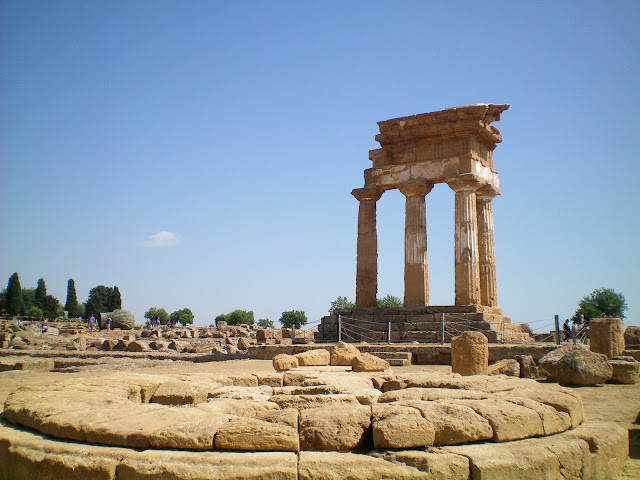Ruta por el Valle de los Templos en Agrigento (Sicilia) Ruta por el Valle de los Templos en Agrigento (Sicilia)