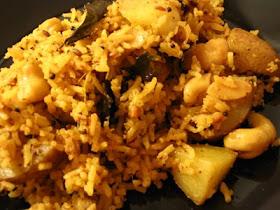 Cashew Rice with Diced Potatoes