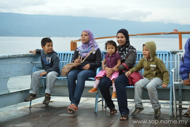 Melancong ke Medan - Perjalanan ke Pulau Samosir