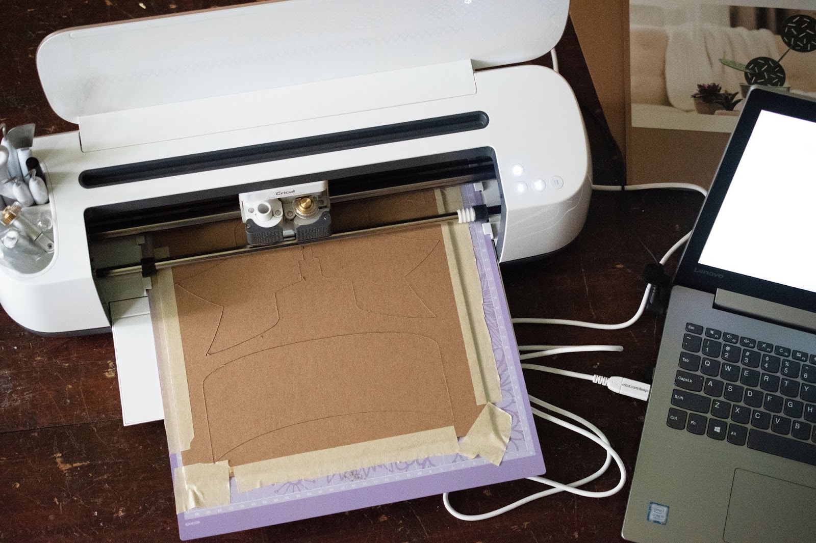 Woman in Real Life She's Crafty DIY Chipboard Sign and How To Use The