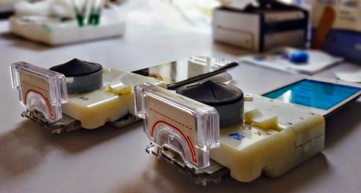 Lab on a Chip Turns Smart Phones Into Mobile Disease Clinics | Mono-live