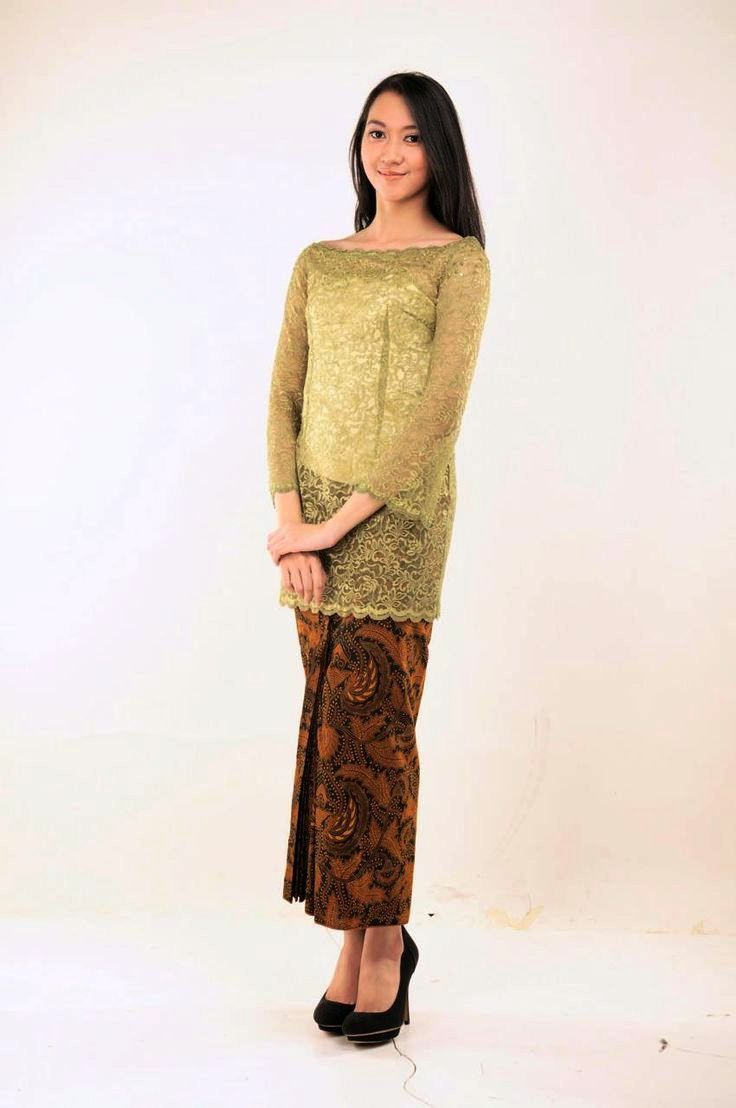 Model Kebaya Batik Modern Wanita Untuk Pesta Model Kebaya Batik Modern Wanita Untuk Pesta