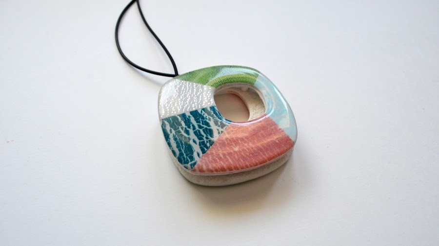 colgante craquelado arcilla polimérica