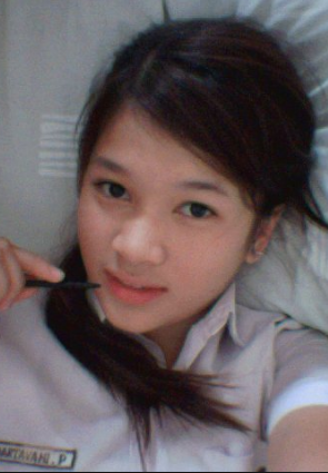 MAJALAH DEWASA 18+: Crot di Seragam SMA Caca
