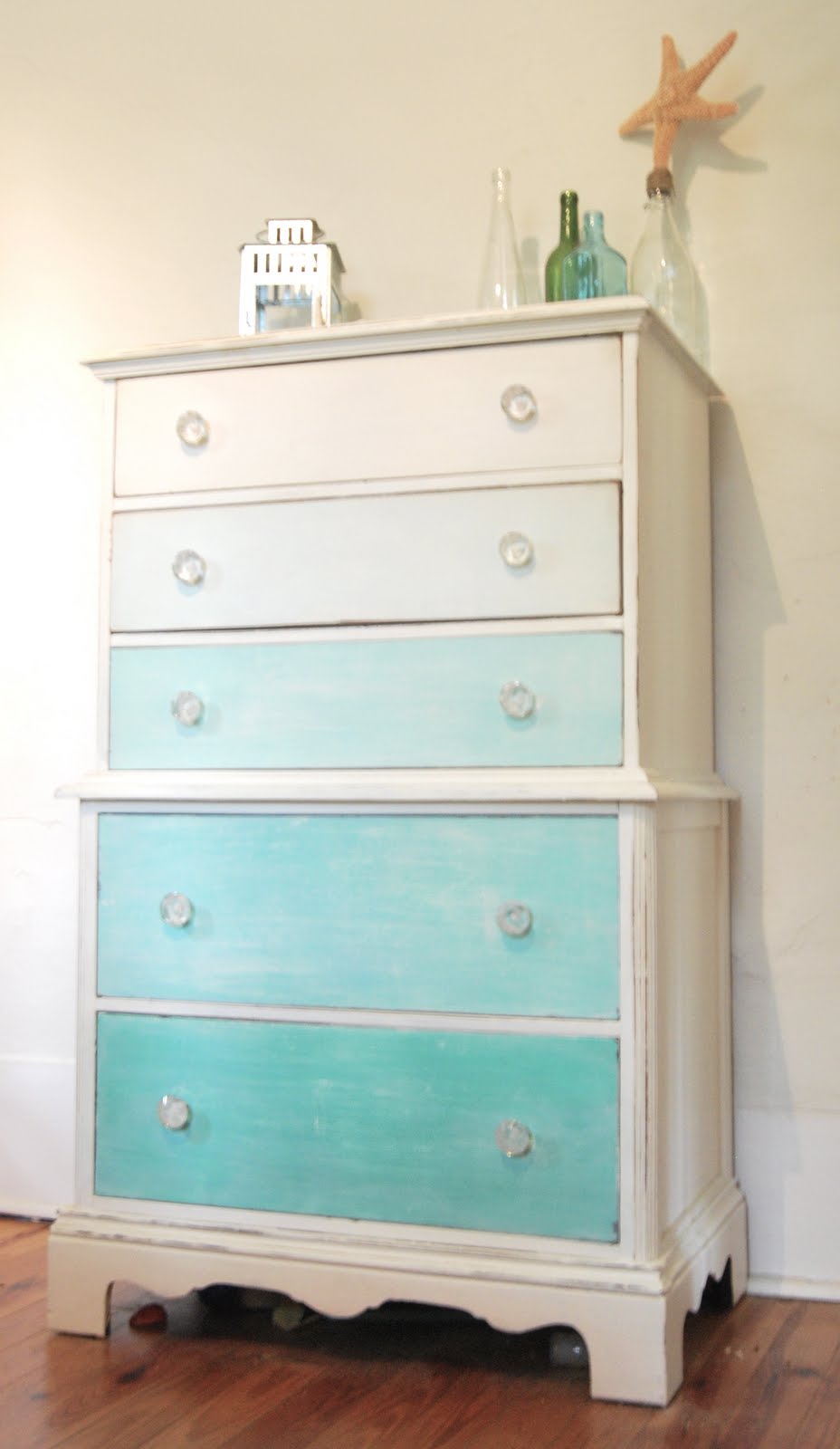 The Feminist Housewife: Ombre Dresser Makeover