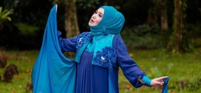 Evie Tamala - Lirik, Lagu Dan Album (Discography) | Lirikaz 09