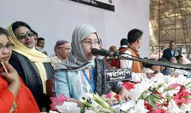 Ayesha Siddika asks for vote for candidate of Tangail-5 boat husband টাঙ্গাইল-৫ নৌকা প্রার্থী স্বামীর জন্য ভোট চাইলেন আয়েশা সিদ্দিকী