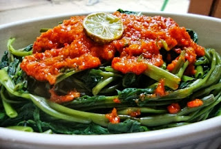 Resep Plecing Kangkung Lombok Untuk Sahur resep plecing kangkung lombok